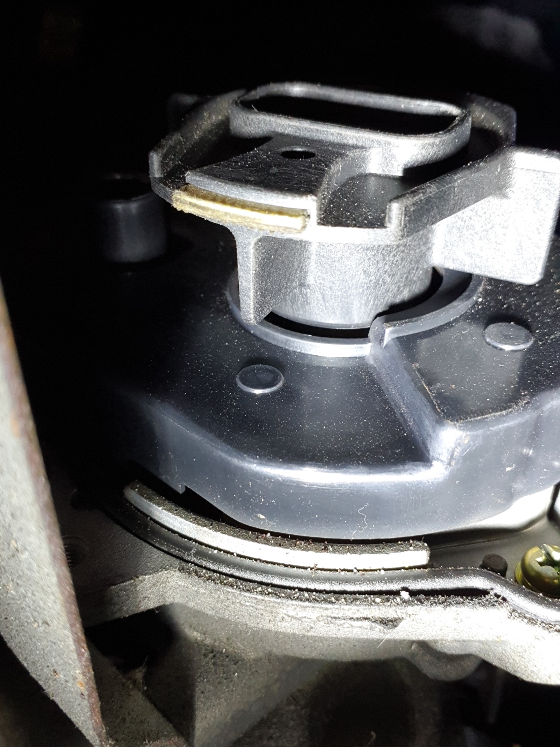 FS90-18-200 Zuendverteiler Mazda 626 GE IMG_20241019_121329